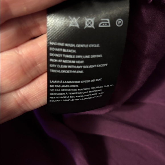 Farm Rio Piping Cutout Balloon Sleeve Dress in purple/burgundy. - Picture 10 of 10